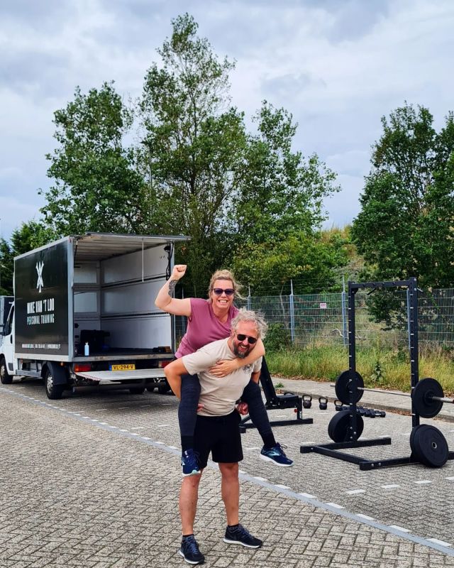 Ga jij ook trainen dit weekend? 💪🏻😁 ⁣
⁣
@joycegoverde
@andjoycenl
@mouterwaes
⁣
www.mikevantloo.nl