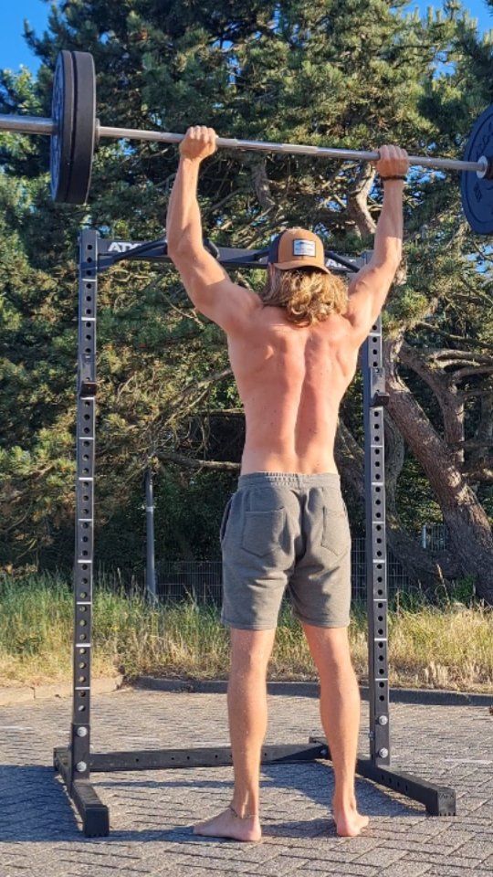De laatste zonnestralen van het seizoen meepakken! 💪🏻☀️ ⁣⁣
⁣⁣
www.mikevantloo.nl⁣⁣